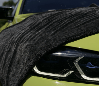 What Is a Microfiber Cleaning Cloth? Your Essential Car Care Tool